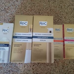 RoC Retinol Correxion Deep Wrinkle Serum - Gold and Cream